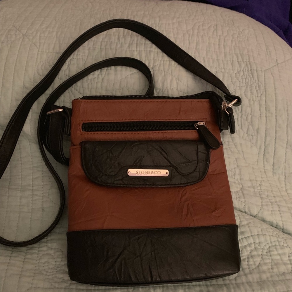Cross body leather purse